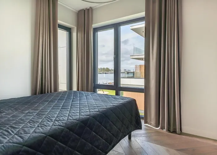 Apartmán Family Near River, Big Balcony, Free Parking *