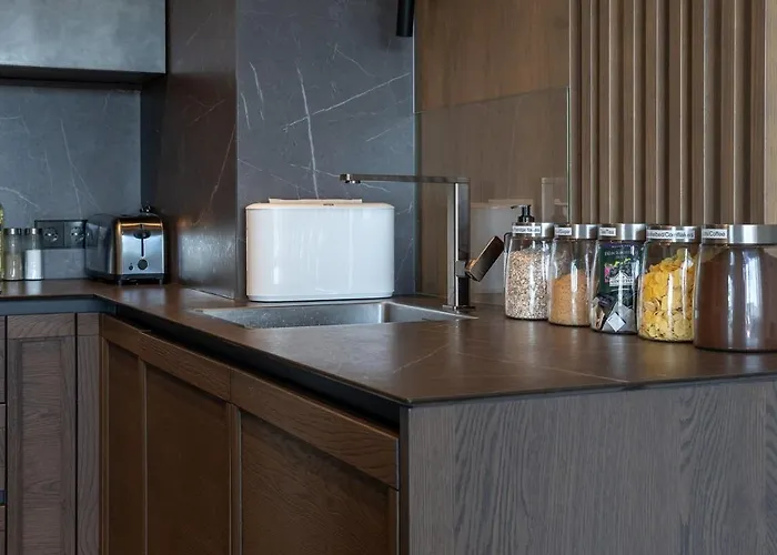 Family Near River, Big Balcony, Free Parking Apartmán *