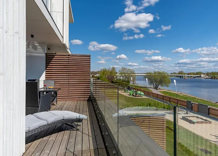 Family Near River, Big Balcony, Free Parking Apartmán *